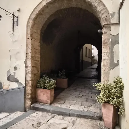 Kira Bike Storage * Massa Marittima